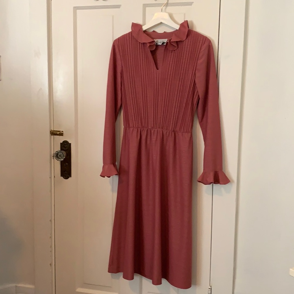 Vintage Dark Pink long sleeve Dress